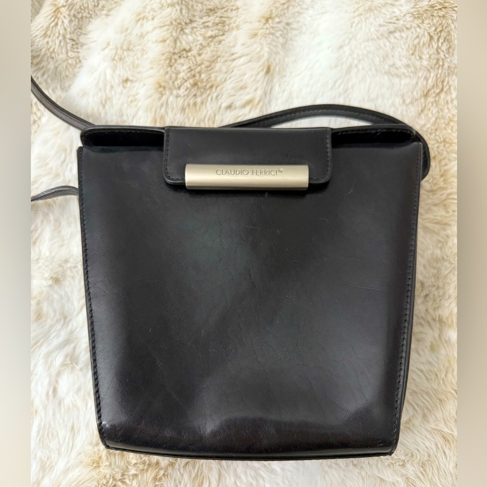 Claudio Ferrici crossbody black vintage leather